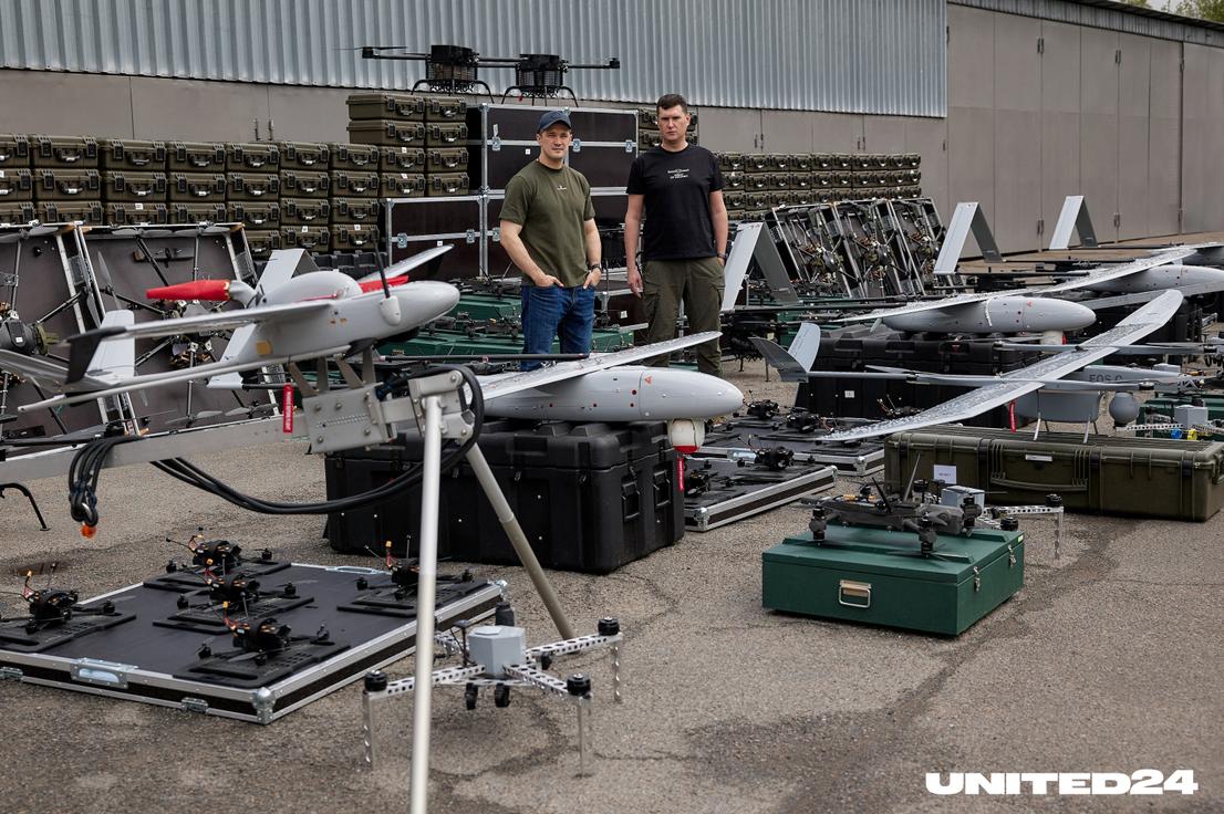 Нове підкріплення дронами для українських військових 